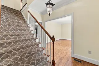 602 Kempton Drive, Greenville, NC 27834 – photo 8: 8-web-or-mls-BLS_0325