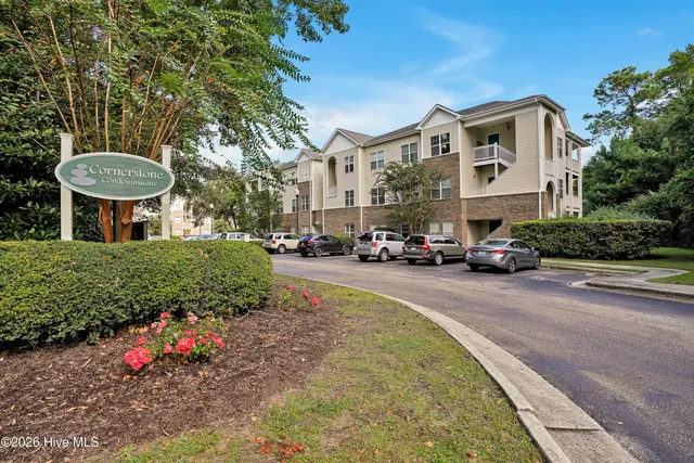 4519 Sagedale Drive Unit 203, Wilmington, NC 28405