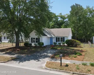 1912 Washington Street, Wilmington, NC 28401 – photo 9: Photo Apr 17 2026, 11 40 42 AM