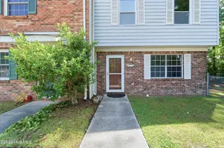 200 Myrtlewood Circle, Jacksonville, NC 28546 – photo 12: DSC05033