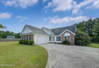 134 Airleigh Place, Richlands, NC 28574 – photo 2: 134AirleighPlace(4)