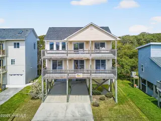 1125 S Topsail Drive, Surf City, NC 28445 – photo 4: Front of Home