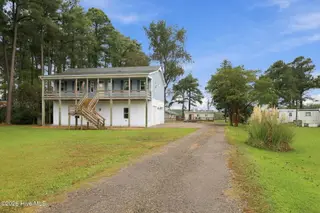 402 Gillikin Road, Beaufort, NC 28516 – photo 5: 6-web-or-mls-IMG_3580