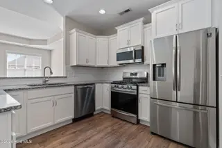 6413 Pinnacle Point, Winnabow, NC 28479 – photo 11: kitchen 3