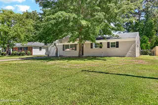 211 Ramsey Drive, Jacksonville, NC 28540 – photo 2: 01-2