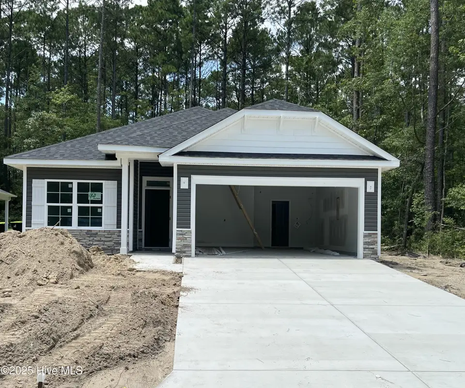 2577 Provence Drive SE, Bolivia, NC 28422 – photo 1 of 2: IMG_1712