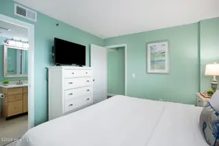 2700 N Lumina Avenue 209, Wrightsville Beach, NC 28480 — 1-bedroom condo in Shell Island Resort, Wrightsville Beach, NC, photo 11 of 24: Shell Island Resort #209 11
