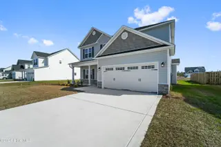 1822 Olde Towne Pointe Boulevard, Jacksonville, NC 28546 – photo 3: DSC01929