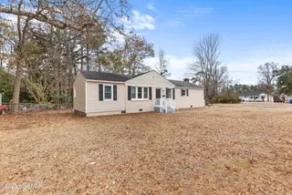 423 Nelson Drive, Jacksonville, NC 28540 – photo 3: nelson-3