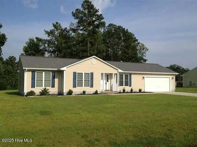 107 Laredo Drive, Jacksonville, NC 28540 – photo 1 of 1: 20160526011129010968000000-o