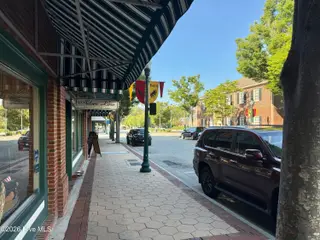 212 Middle Street 303, New Bern, NC 28560 – photo 20: IMG_6205