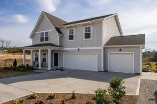 140 Enfield Drive, Carthage, NC 28327 – photo 15: 002_King_Front Exterior