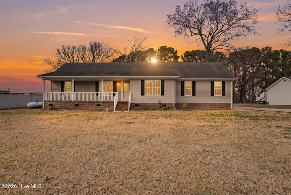1000 Crosswinds Drive, Elizabeth City, NC 27909 – photo 1 of 31: 1-web-or-mls-20_Crosswinds_FullSize