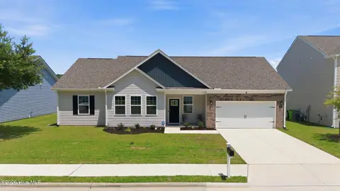 215 Lake Tyler Drive, New Bern
