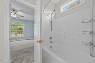 108 Marble Court, Jacksonville, NC 28546 – photo 21: 24_bathroom