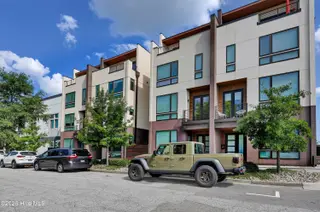 317 Bladen Street, Wilmington, NC 28401 — 3-bedroom townhome in Downtown, Wilmington, NC, photo 4 of 48