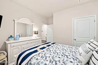 2013 Montford Drive, New Bern, NC 28562 – photo 20: 17-web-or-mls-DSC_8553_edit