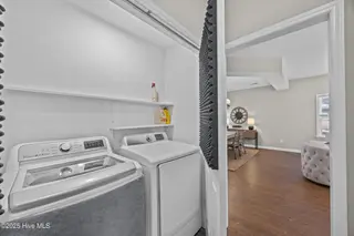 1010 Avenshire Circle, Wilmington, NC 28412 – photo 22: Laundry closet