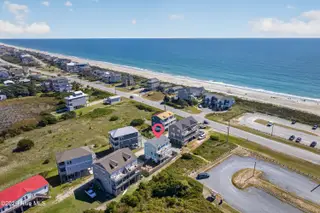 111 Summer Place Drive, North Topsail Beach, NC 28460 — 3-bedroom home, North Topsail Beach, NC, photo 16 of 58: 111SummerPlaceDrive-53