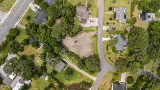 201-203 Sherwood Boulevard, Beaufort, NC 28516 – photo 2: 201 & 203 Sherwood Blvd