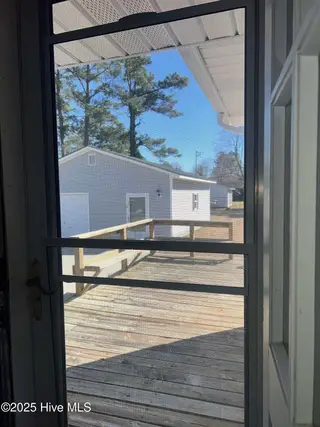 215 Nunn Street, Havelock, NC 28532 – photo 12: Deck