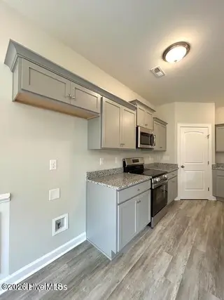 4064 Hunters Trail, Jacksonville, NC 28546 – photo 19: IMG_7392