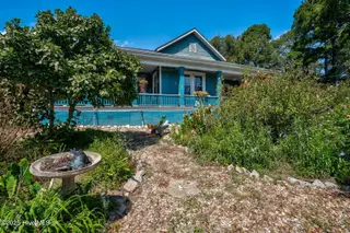 512 W Nash Street, Spring Hope, NC 27882 – photo 2: Front