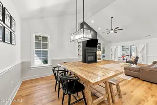1405 Warwick Circle, Winterville, NC 28590 – photo 10: 23-web-or-mls-IMG_3252_edit