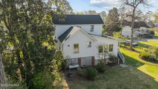 325 Broad Street, Belhaven, NC 27810 – photo 10: 9-web-or-mls-DJI_20260403092218_0433_D