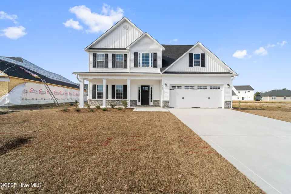 718 Regiment Road, Jacksonville, NC 28546 – photo 1 of 34: DSC07383