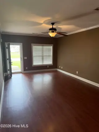 2309 Berwick Court B, Greenville, NC 27834 – photo 2: IMG_0069