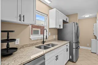 118 S 13th Street, Wilmington, NC 28401 – photo 16: 118 S 13th Kitchen (2)