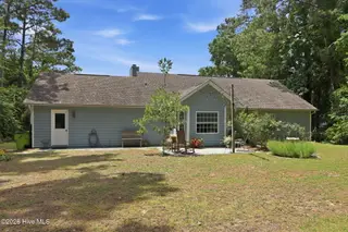 131 Silver Creek Drive, Swansboro, NC 28584 – photo 22: 28-web-or-mls-1S3A2649