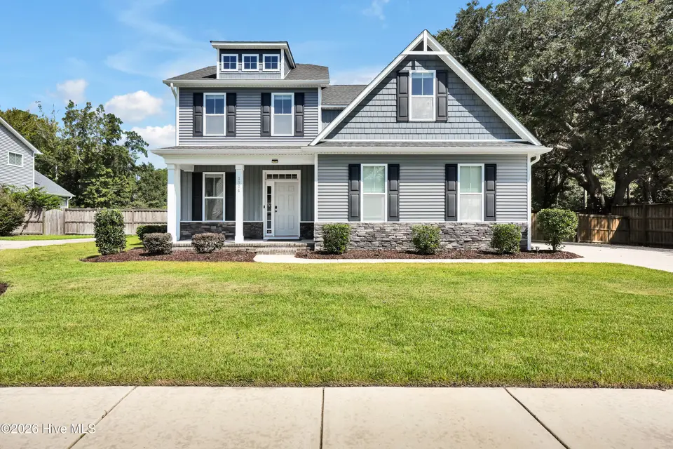 1504 Gatlin Way, Wilmington, NC 28409 – photo 1 of 43: front