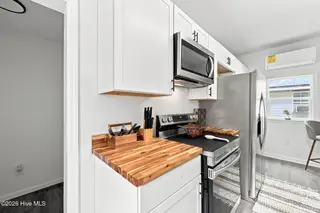 1222 Cedar Street, New Bern, NC 28560 – photo 8: Cedar_kitchen #5 - Copy