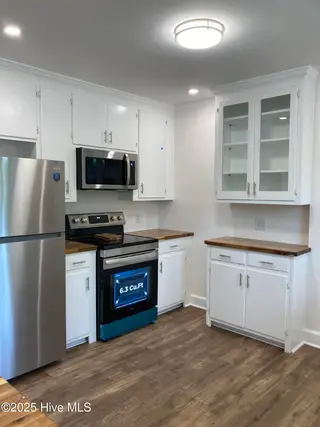 1709 Westwood Avenue W, Wilson, NC 27893 – photo 7: Kitchen