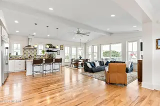 219 Virginia Avenue, Carolina Beach, NC 28428 – photo 24: mls-IMG_1442