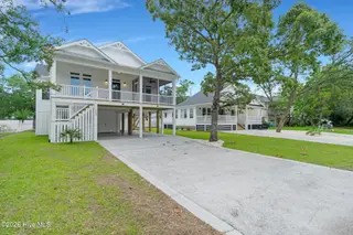 112 NE 27th Street, Oak Island, NC 28465 – photo 2
