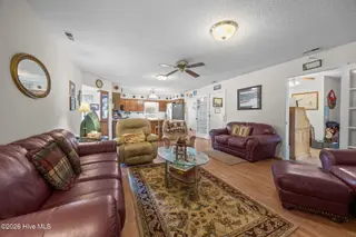 1601 River Bluff Road, Morehead City, NC 28557 – photo 11: Family Room