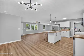 206 Regalwood Drive, Jacksonville, NC 28546 – photo 14: Breakfast Nook