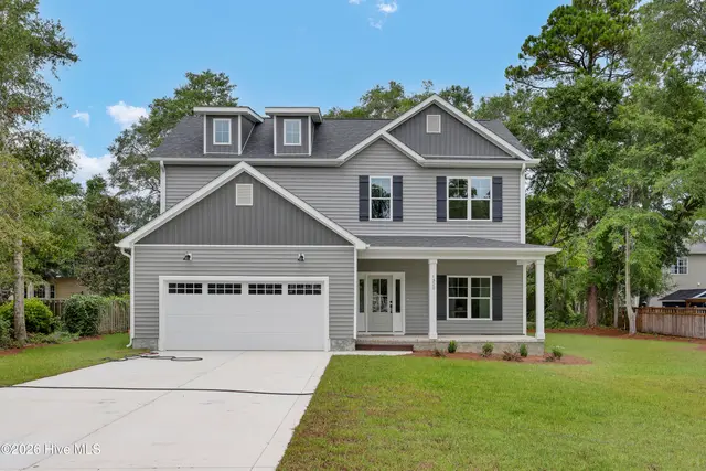 1320 Chadwick Shores Drive, Sneads Ferry, NC 28460