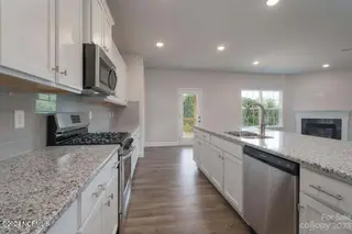 1501 Caracara Drive, New Bern, NC 28560 – photo 9: kitchen 2140 3