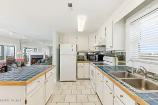 1005 N Anderson Boulevard, Topsail Beach, NC 28445 – photo 15: 015_1005_n_anderson-15_950