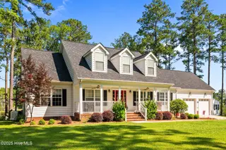 759 Island Drive, Chocowinity, NC 27817 – photo 2: 2-web-or-mls-LHV_6394