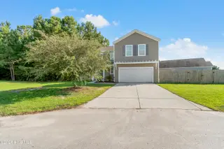1699 Datchet Lane SE, Bolivia, NC 28422 — 4-bedroom home in New South Bridge, Bolivia, NC, photo 3 of 40: 1699 Datchet