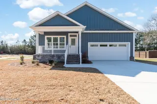 143 Laura Drive, New Bern, NC 28562 – photo 1: FRONT