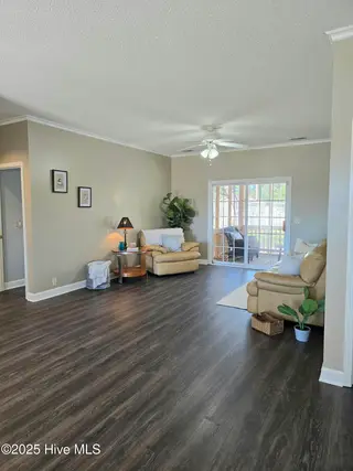 4379 Owendon Drive, Shallotte, NC 28470 — 3-bedroom home in Owendon Plantation, Shallotte, NC, photo 14 of 59