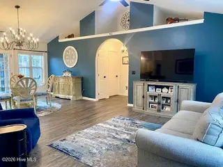 2401 White Road, Wilmington, NC 28411 – photo 6: Living room
