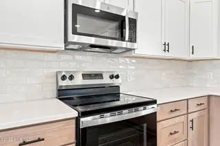 1929 Kimball Drive, Greenville, NC 27834 – photo 12: 15-web-or-mls-BLS_0029_edit