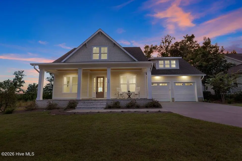 324 Grayhawk Circle, Wilmington, NC 28411 – photo 1 of 56